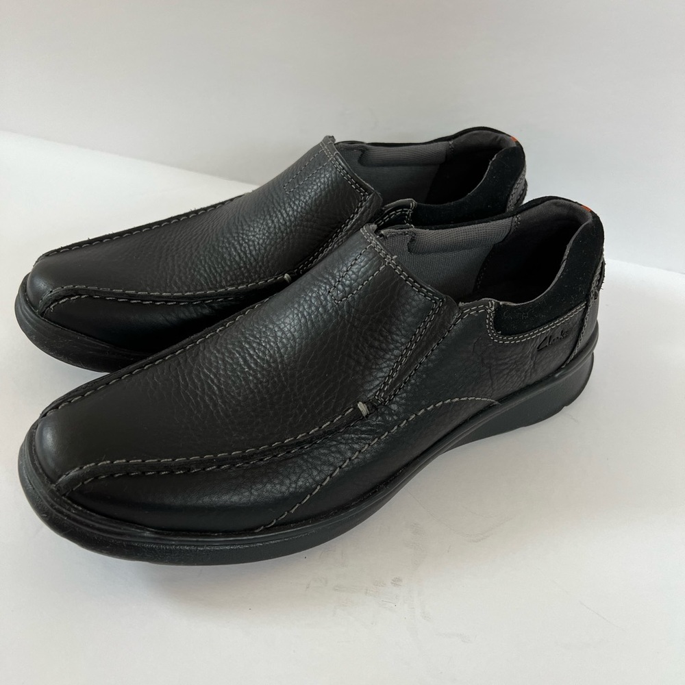 BRAND NEW! Clarks Collection.